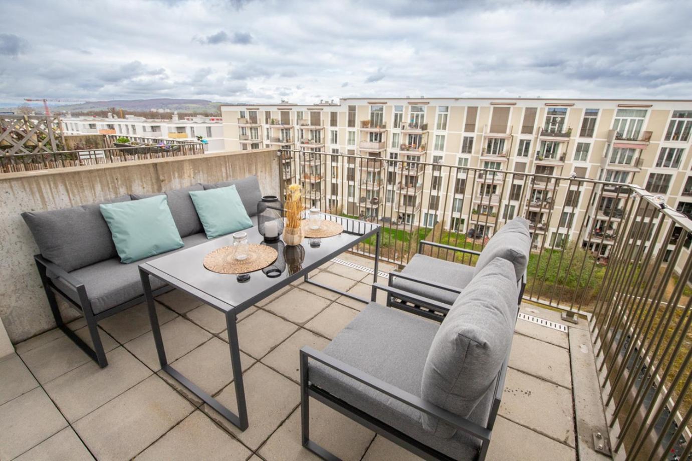 Special Einstein I Apartment Basel, Messe Kleinbasel 10-Star Εξωτερικό φωτογραφία