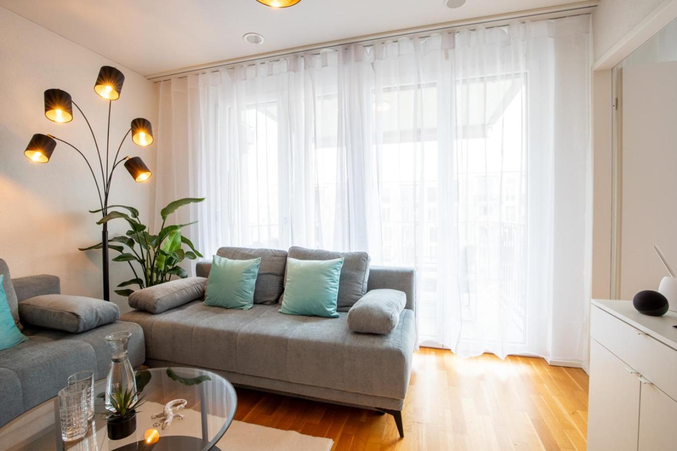 Special Einstein I Apartment Basel, Messe Kleinbasel 10-Star Εξωτερικό φωτογραφία